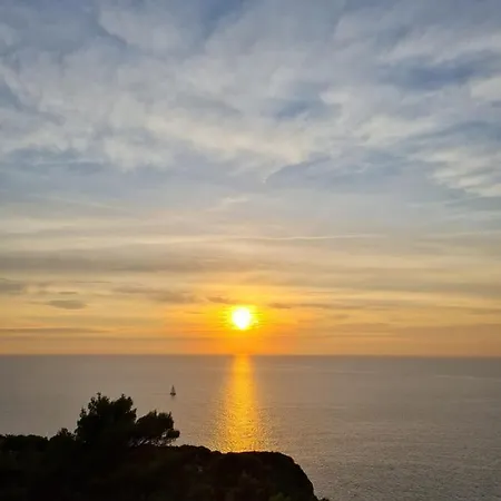 Casa Faro *